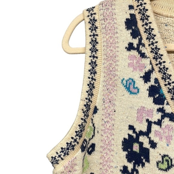 Vintage Northern Isles Embroidered Floral Sweater Vest Size Small/Petite S/P - Picture 4 of 9